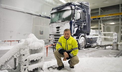 Christer Ramdén, ansvarar för testerna i Scanias nya klimatvindtunnel.Fotograf: Dan Boman/Scania