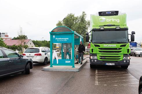 Full gas med Scanias distributionslastbil, världens första Euro 6 med gasdrift.Fotograf: Kasper Dudzik/Scania