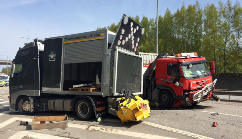 - Det bara dammade till, och sedan såg jag hur TMA-bilen kommer åkandes i sidled rakt mot mig, säger bärgaren Rickard Svantesson. Fotograf: Rickard Svantesson