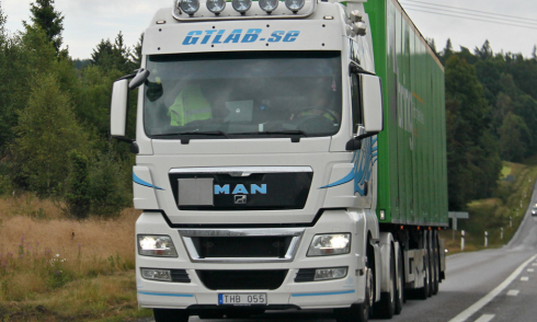 Fordonet på bilden tillhör Gissléns Trafik & Logistik AB men har i övrigt inget med artikelinnehållet att göra.Fotograf: Lastbilsfoton.se