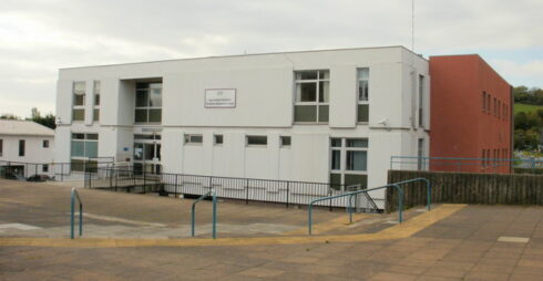 Cwmbran Magistrates Court  Foto: John Grayson