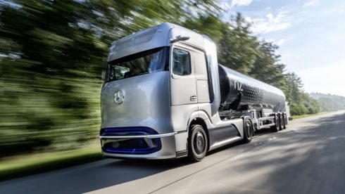 Daimler satsar stort på väte som drivmedel för framtidens lastbilar. 