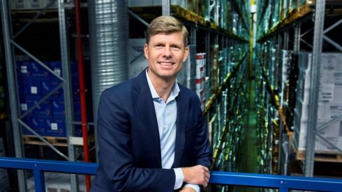    Per Öhagen, koncerndirektör på Bring, ska bygga en ny fullautomatiserad lagerlösning i Stockholm