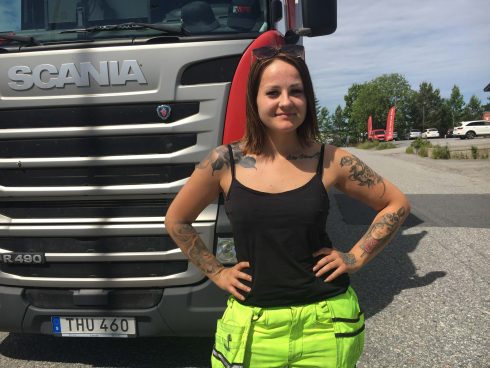 Elin Klar har tidigare varit med och kommer tillbaka i de nya avsnitten av Svenska Truckers.