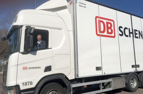 Tomas Johansson, vd för Schenker Åkeri, tror stenhårt på elektrifiering i stor skala. Foto: DB Schenker