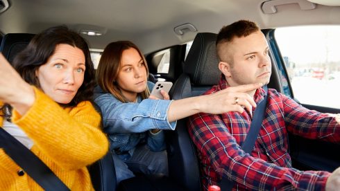 Var tredje svensk har någon i sin närhet som oombett ger råd och instruktioner när de kör bil.