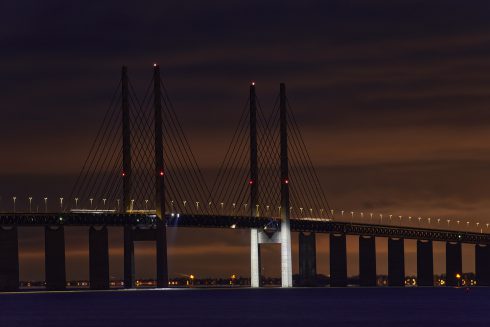 Mörka tider väntar trafikanterna på Øresundsbron. Foto: Allan Toft