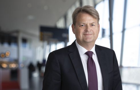 "Större investeringar i teknik och infrastruktur är nödvändiga för att stödja omställningen till hållbara flottor i Europa", säge Claes Ödman, affärsområdeschef för Smart Transport på AddSecure.