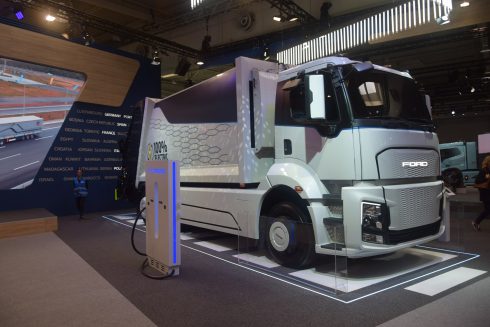 På IAA Transportation 2022 i Hannover, avtäcktes Ford Trucks första helelektriska lastbil. Foto: Ford Trucks.