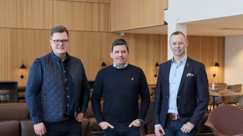 Från vänster Joakim Öberg MD Wibax Logistics AB, Jonas Wiklund CEO Wibax Group AB och Tore Johnsson CEO Wibax Sweden AB.