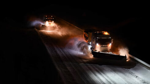  Svevia fortsätter sköta om drift och underhåll av vägarna inom Österlens driftområde. Foto: Fredrik Lindström.