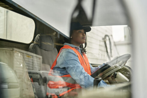 Andelen kvinnliga lastbilschaufförer fortsätter att vara låg i de undersökta länderna. 