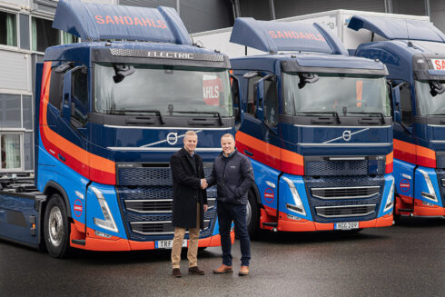 Sandahls och Finnvedens Lastvagnar i nya affärer. Foto Anna Hållams