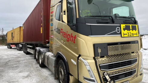 Denna 32 meter långa lastbil var ett av fyra fordon som visades upp vid eventet i Borås.
