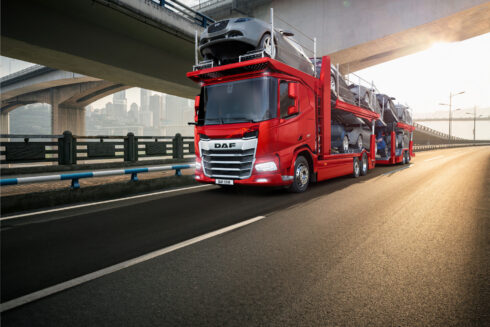 DAF introducerar skräddarsydda chassier för biltransporter. Foto: DAF.