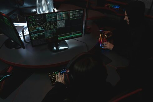 Kan en cyberattack vara enda orsaken till att ett företag med en historia på 158 läggs ner? Foto: Tima Miroshnichenko.