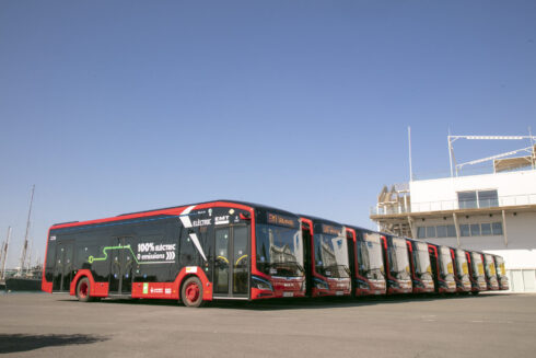 Bussarna är av modellerna Lion's City 12 E och 27 Lion's City 18 med MAN EfficientHybrid-teknik. Foto: MAN. 