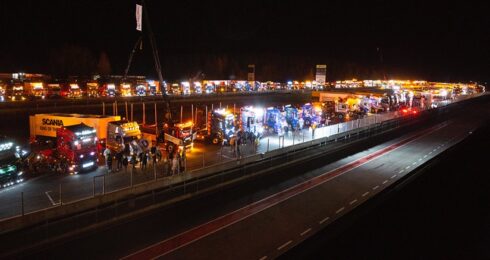 Och naturligtvis blir det en ljusshow. Foto: Trailer.