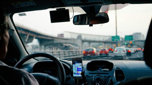 Nu ska delpension bli möjlig för taxichaufförer. Foto: Dan Gold/Unsplash.
