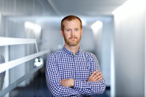 Mårten Bergman, transportekonom på Transportföretagen, vill se permanent skattefrihet för lades för godstransporter. Foto: Transportföretagen.