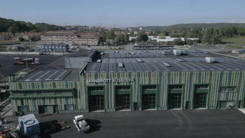   I Göteborg har Transdev byggt en helt ny depå där bara elfordon får köra in, ett steg mot framtidens kollektivtrafik. Foto: Transdev.