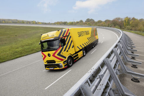 Mercedes-Benz Safety Truck. Foto: Mercedes-Benz.