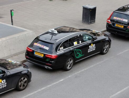 "Uppdraget behöver inriktas på att förändra kommunernas agerande i upphandling", säger Victoria Barrsäter, näringspolitisk expert med ansvar för taxinäringen på Transportföretagen. Foto: Transportföretagen..