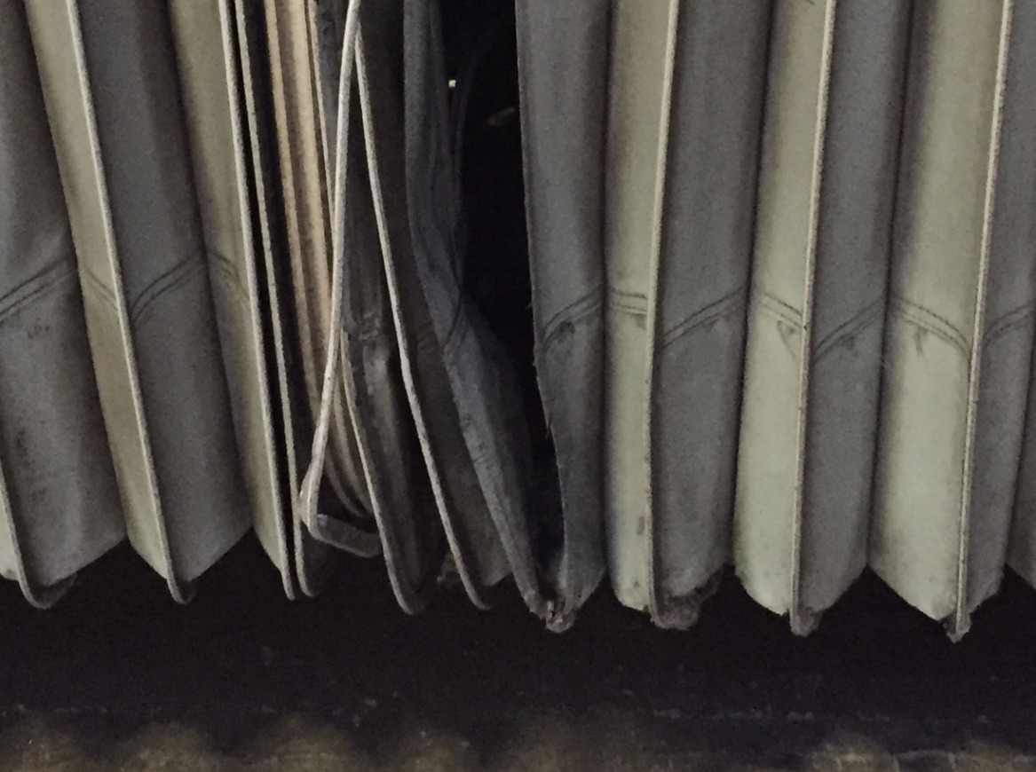 Stadsbussar utsätts för stor påfrestning. Här en ledbuss.