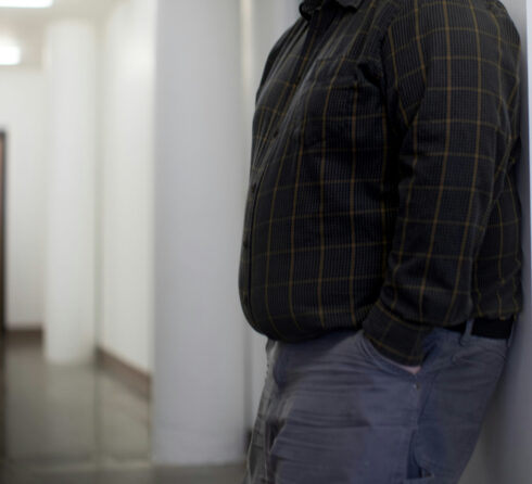 För mycket fett runt midjan kan leda till allvarliga hälsorisker. Foto: AllGo-Plus Size People.