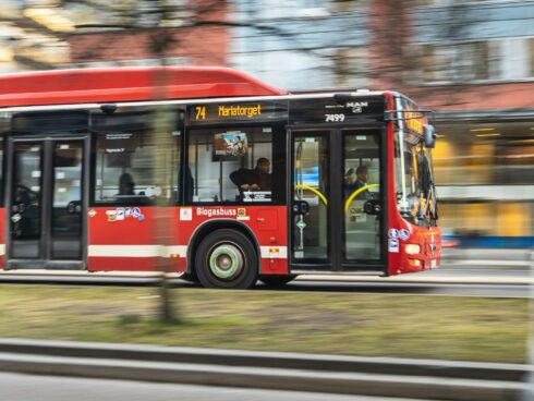   Kollektivt resande minskade för första gången sedan pandemin. Foto: Patrik Carlberg/Unsplash (genrebild).