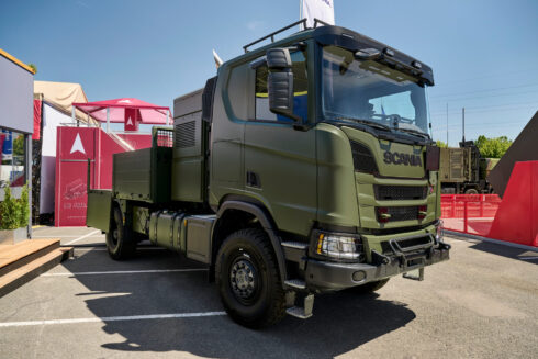  Scania hybridlastbil för framtida försvarsuppdrag. Foto: Scania Group.